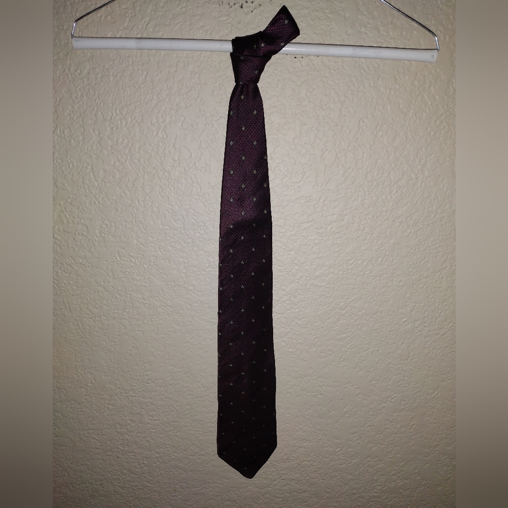 Necktie - Picture 2 of 5